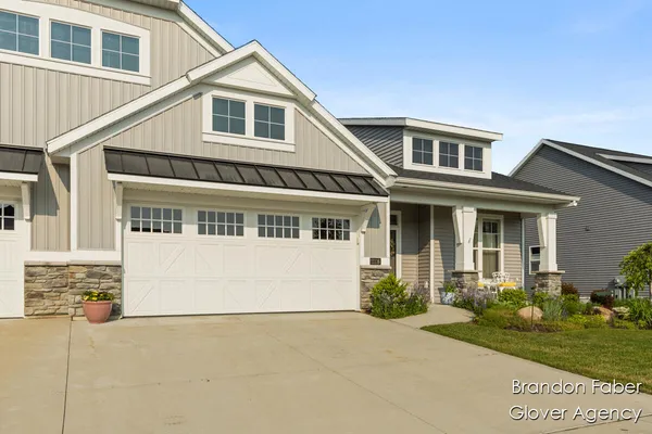 $465,000 | 11116 View Pond Court, Unit 31, Allendale, MI 49401