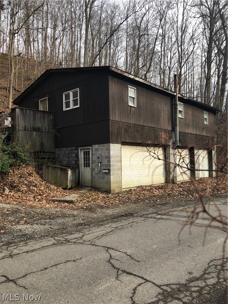 304 Battle Run Road Triadelphia, WV 26059 - Photo 8 of 29