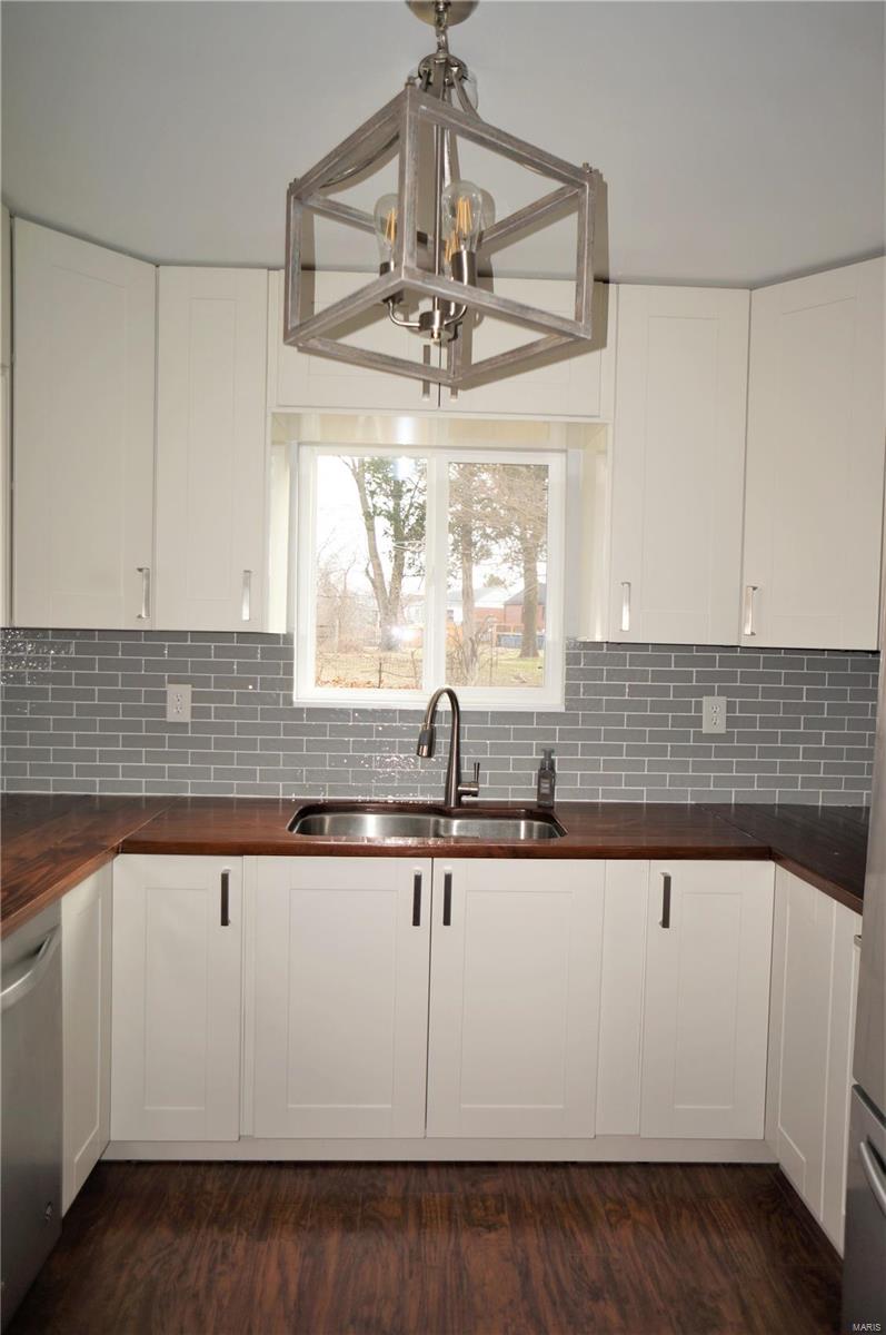 412 West Ripa Avenue St. Louis, MO 63125 - Photo 12 of 31 Gallery Image 12