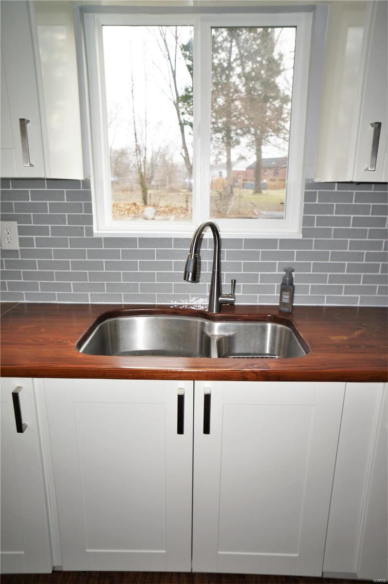 412 West Ripa Avenue St. Louis, MO 63125 - Photo 14 of 31 Gallery Image 14
