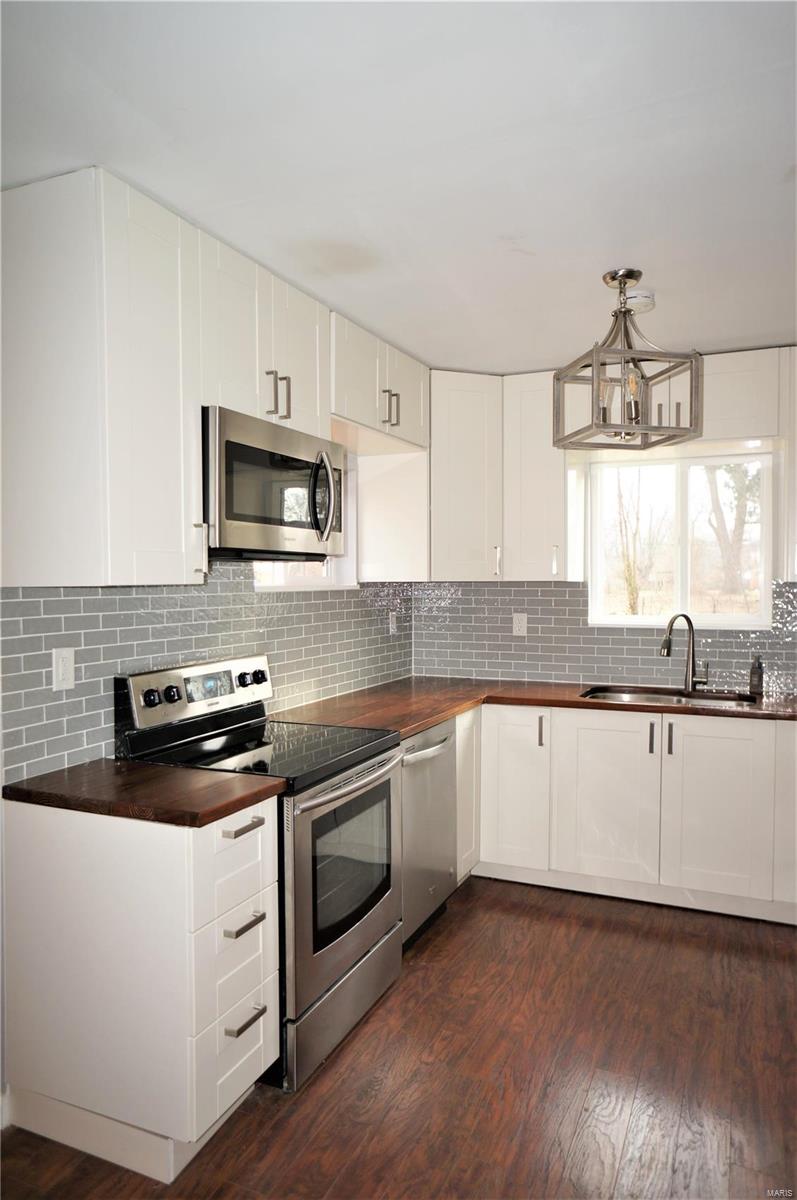412 West Ripa Avenue St. Louis, MO 63125 - Photo 10 of 31 Gallery Image 10