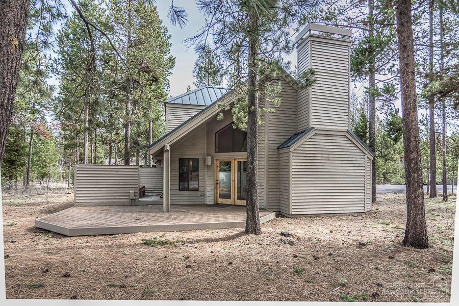 18138 Modoc Lane Sunriver, OR 97707 - Photo 24 of 25 The rear deck is south facing to provide