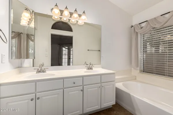 $485,297 | 517 South Paradise Drive, Gilbert, AZ 85233