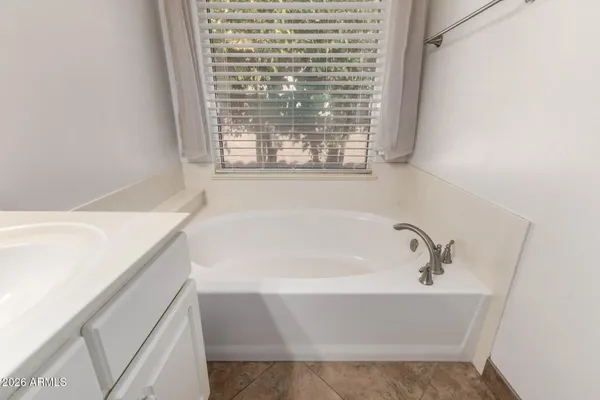 $485,297 | 517 South Paradise Drive, Gilbert, AZ 85233
