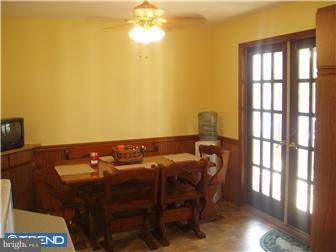 33 Westbridge Road Bear, DE 19701 - Photo 5 of 12 Breakfast Room