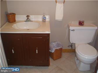 33 Westbridge Road Bear, DE 19701 - Photo 7 of 12 Bathroom