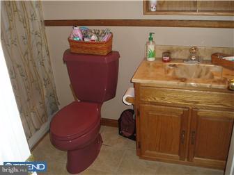 33 Westbridge Road Bear, DE 19701 - Photo 8 of 12 Bathroom