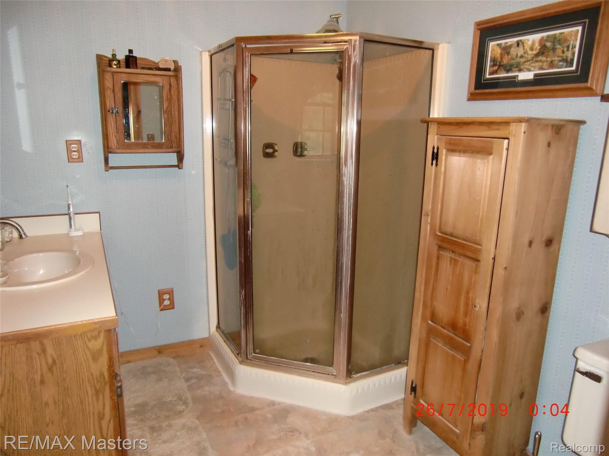 20561 Merriman Road Romulus, MI 48174 - Photo 16 of 31 CIMG4223.JPG