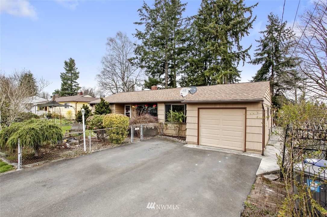 11680 Southeast 164th Street Renton, WA 98058 - Photo 2 of 21 Gallery Image 2