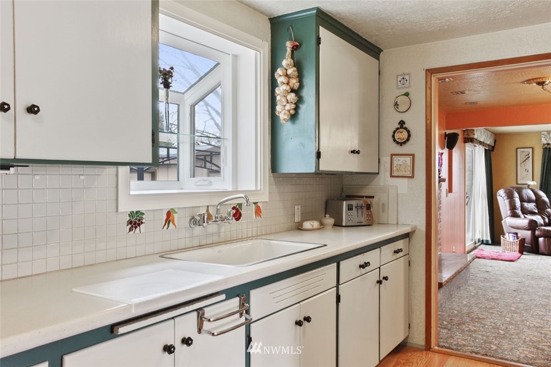 11680 Southeast 164th Street Renton, WA 98058 - Photo 11 of 21 Gallery Image 11