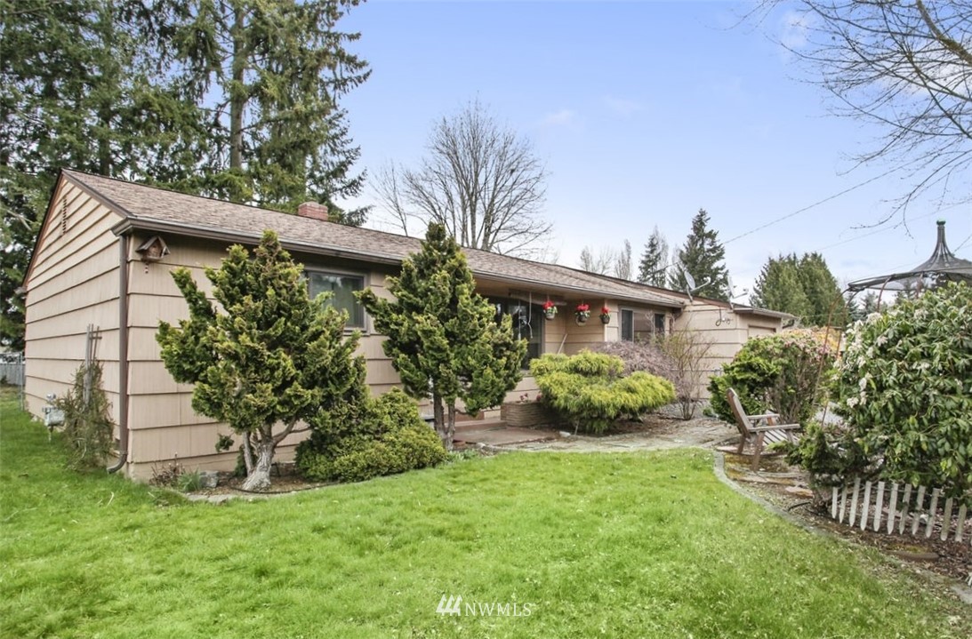 11680 Southeast 164th Street Renton, WA 98058 - Photo 3 of 21 Gallery Image 3