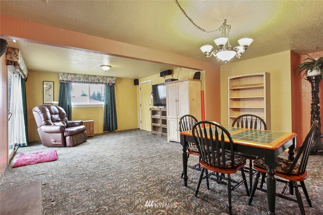 11680 Southeast 164th Street Renton, WA 98058 - Photo 6 of 21 Gallery Image 6
