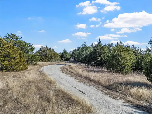 $450,000 | 9205 State Highway 31 West, Purdon, TX 76679