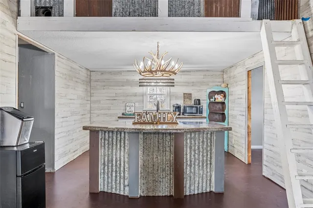 $450,000 | 9205 State Highway 31 West, Purdon, TX 76679