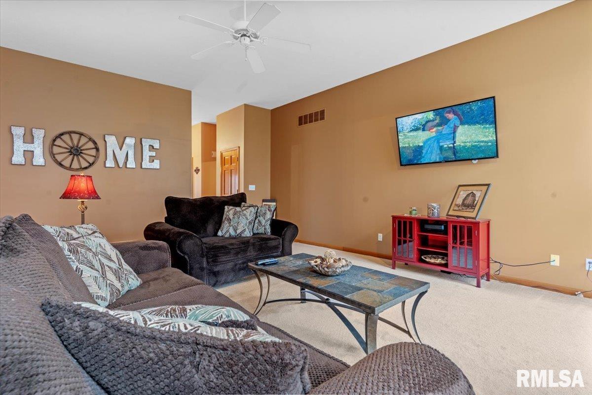 4312 Lavender Lane Springfield, IL 62711 - Photo 5 of 43