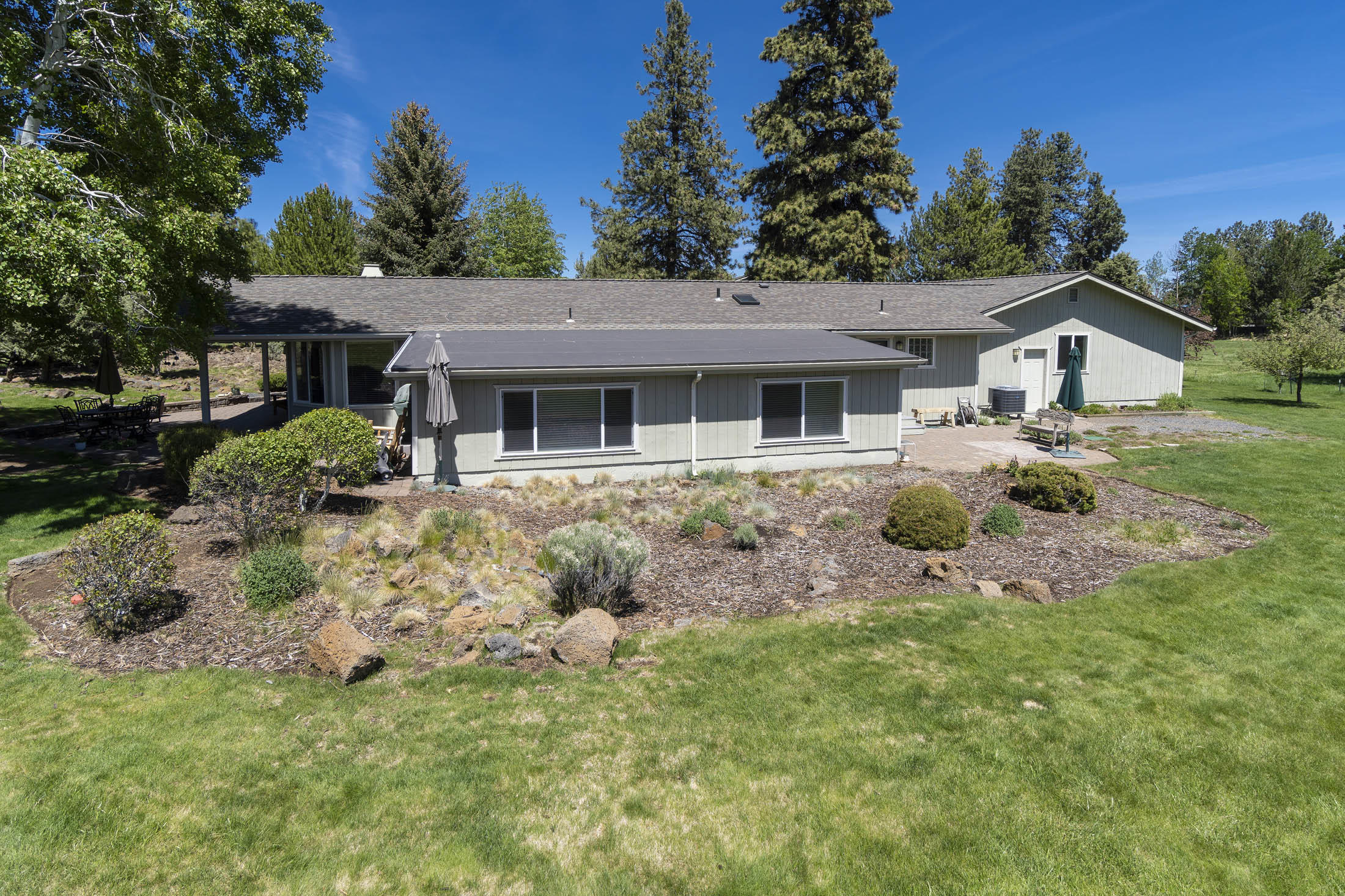 60590 Woodside Road Bend, OR 97702 - Photo 27 of 37 60590 Woodside Rd_0025 copy