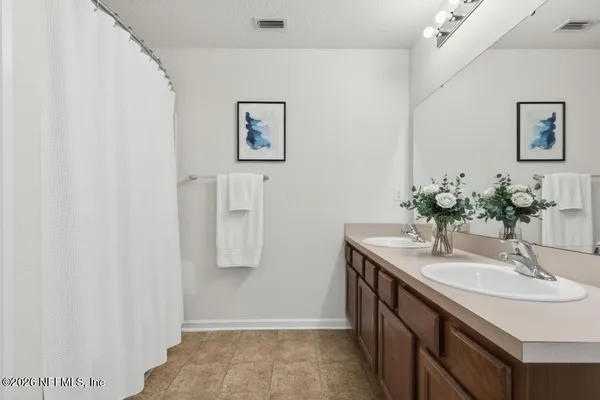 $385,000 | 45047 Amhurst Oaks Drive, Callahan, FL 32011