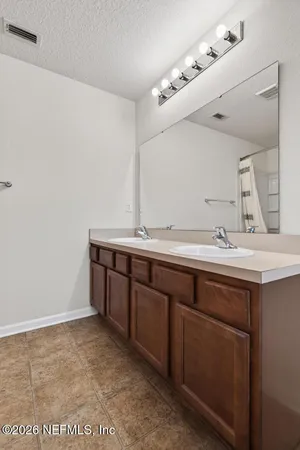 $385,000 | 45047 Amhurst Oaks Drive, Callahan, FL 32011