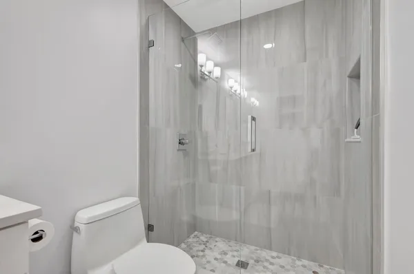 $3,500 | 355 Prestwick Circle, Unit 4, Palm Beach Gardens, FL 33418