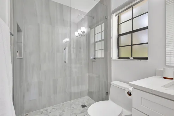 $3,500 | 355 Prestwick Circle, Unit 4, Palm Beach Gardens, FL 33418