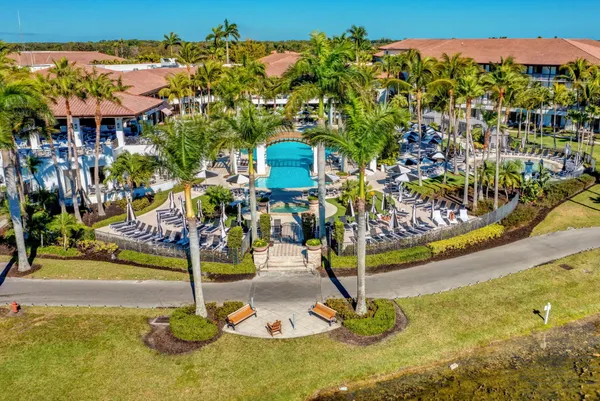 $3,500 | 355 Prestwick Circle, Unit 4, Palm Beach Gardens, FL 33418