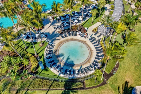 $3,500 | 355 Prestwick Circle, Unit 4, Palm Beach Gardens, FL 33418