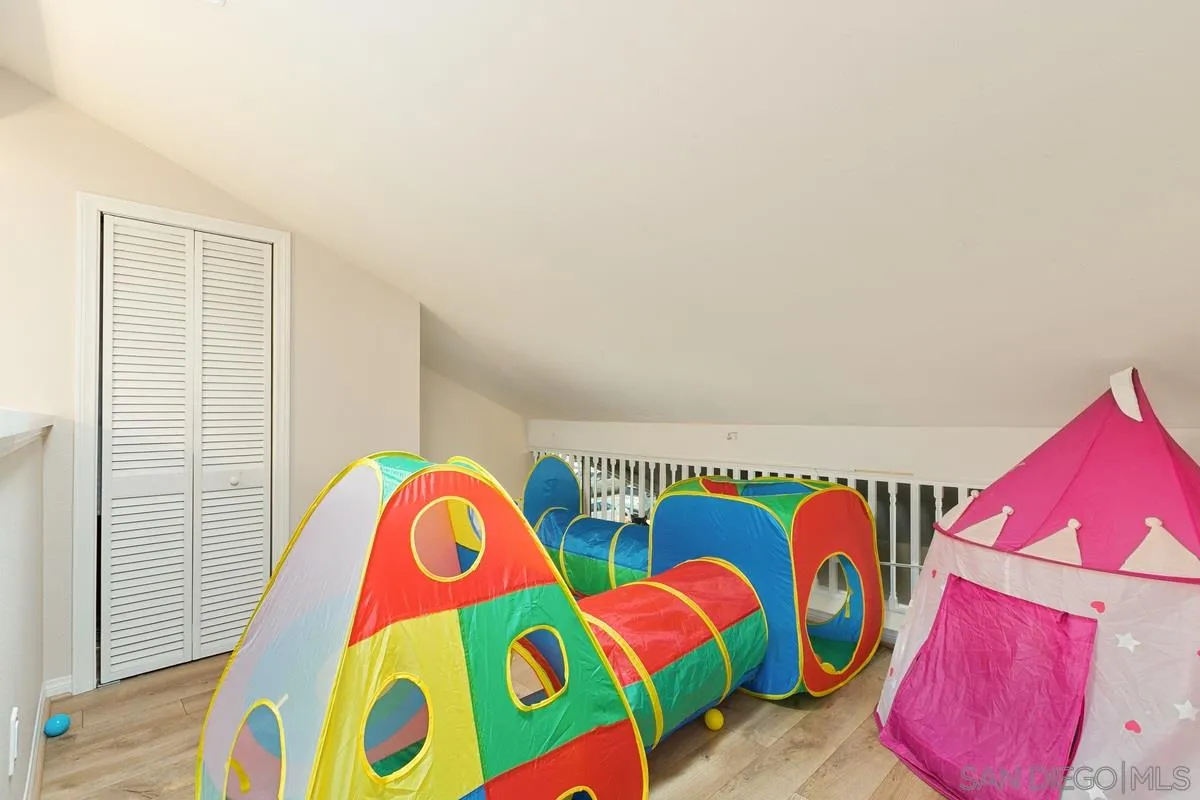 17027 Matinal Road San Diego, CA 92127 - Photo 11 of 27 Gallery Image 11
