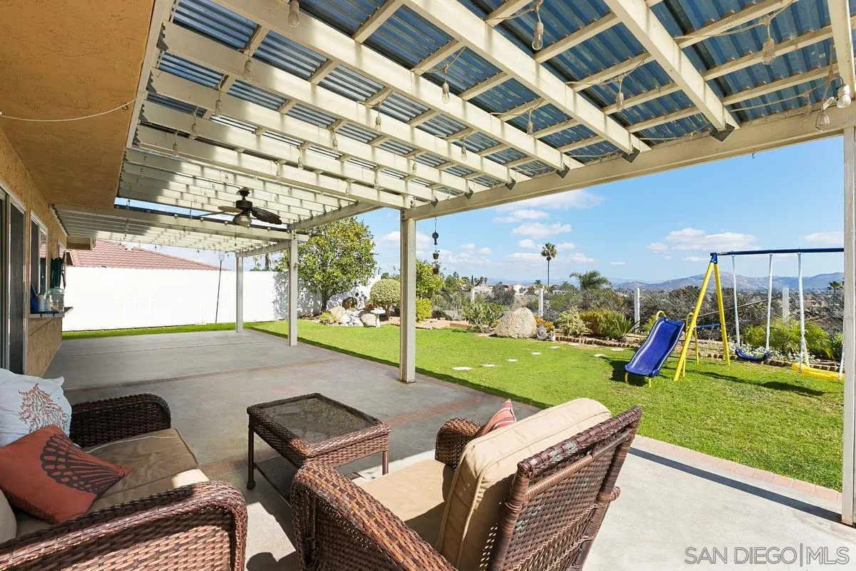 17027 Matinal Road San Diego, CA 92127 - Photo 17 of 27 Gallery Image 17