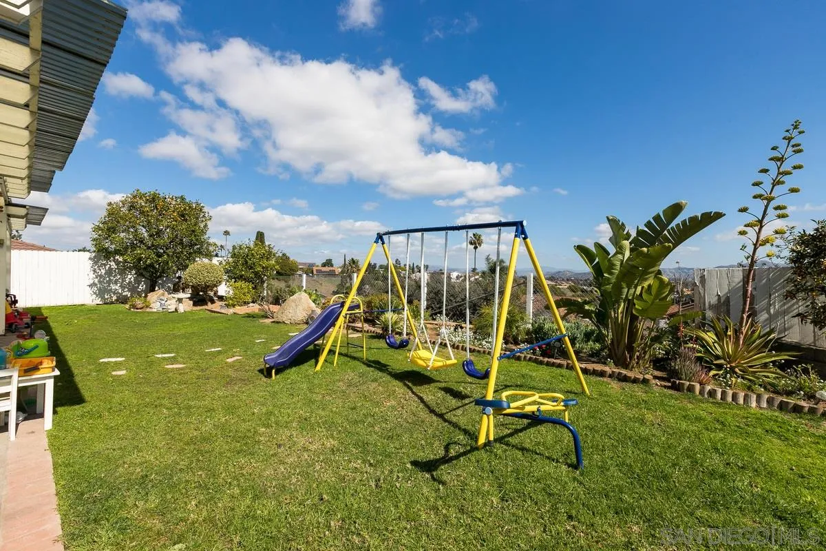 17027 Matinal Road San Diego, CA 92127 - Photo 19 of 27 Gallery Image 19
