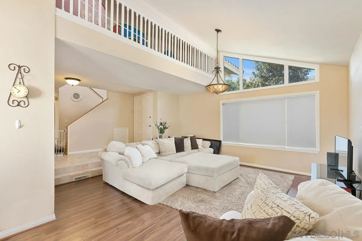 17027 Matinal Road San Diego, CA 92127 - Photo 2 of 27 Gallery Image 2