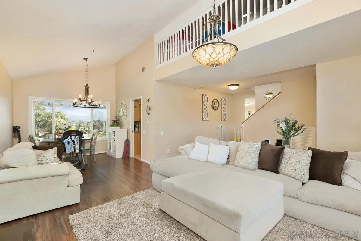 17027 Matinal Road San Diego, CA 92127 - Photo 3 of 27 Gallery Image 3