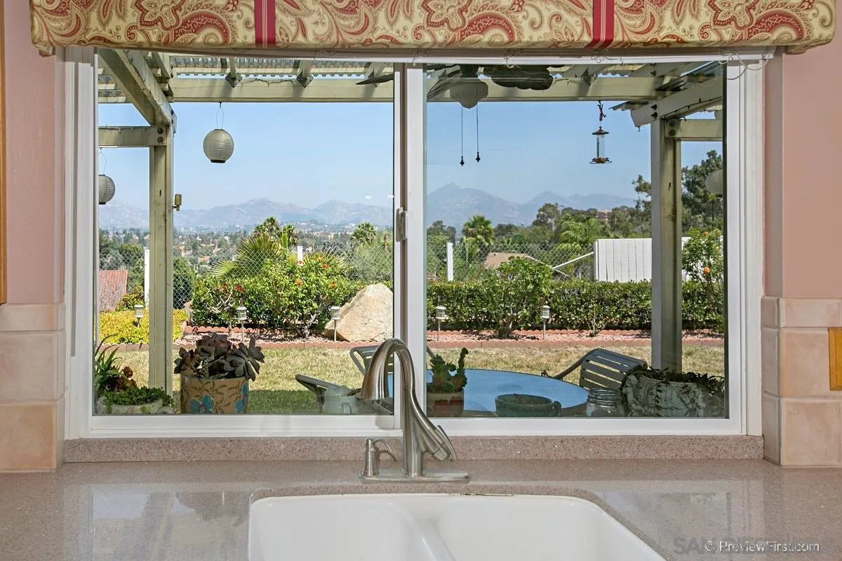 17027 Matinal Road San Diego, CA 92127 - Photo 7 of 27 Gallery Image 7