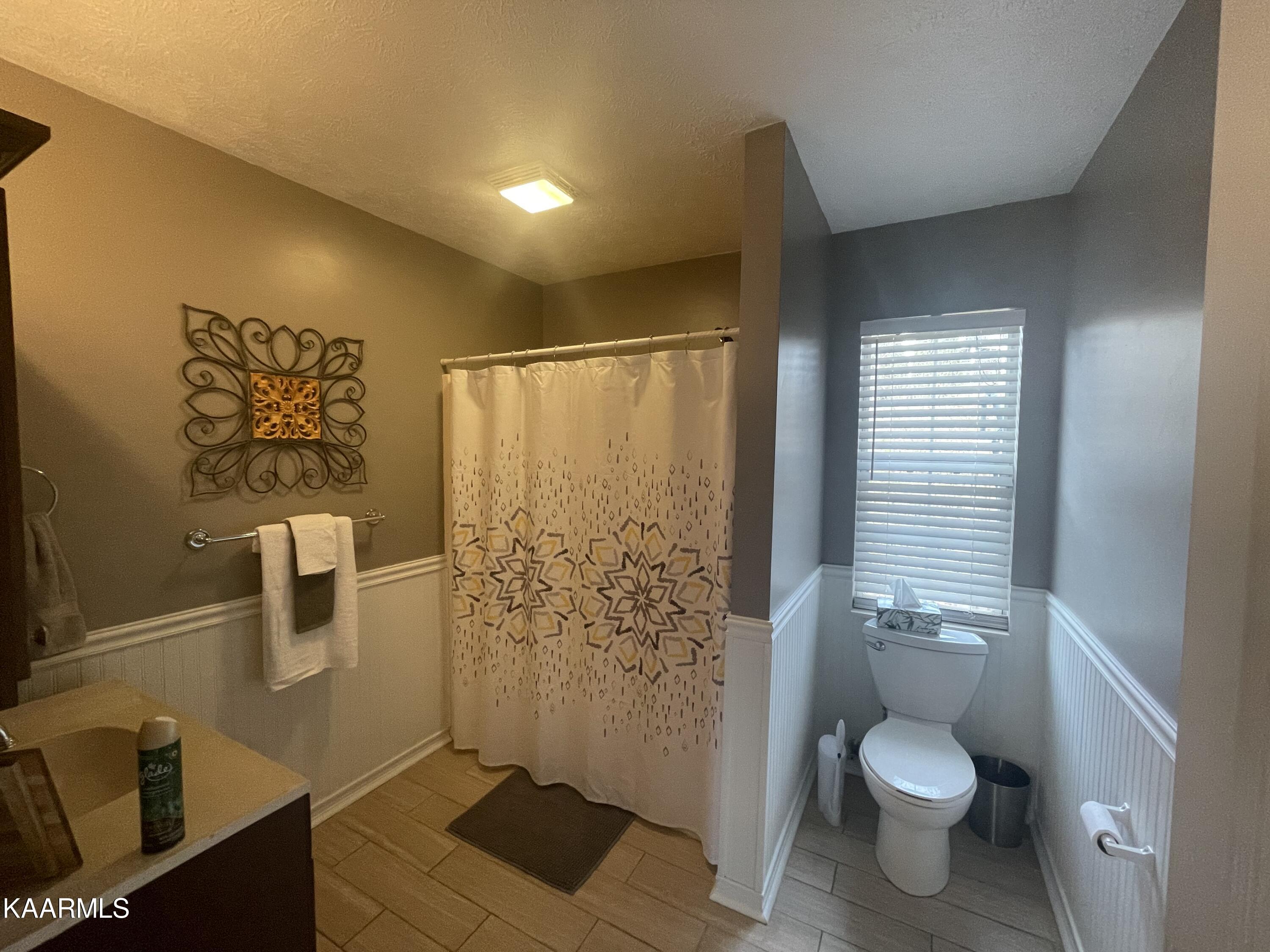 110 Guthrie Road Athens, TN 37303 - Photo 13 of 26 hall bath