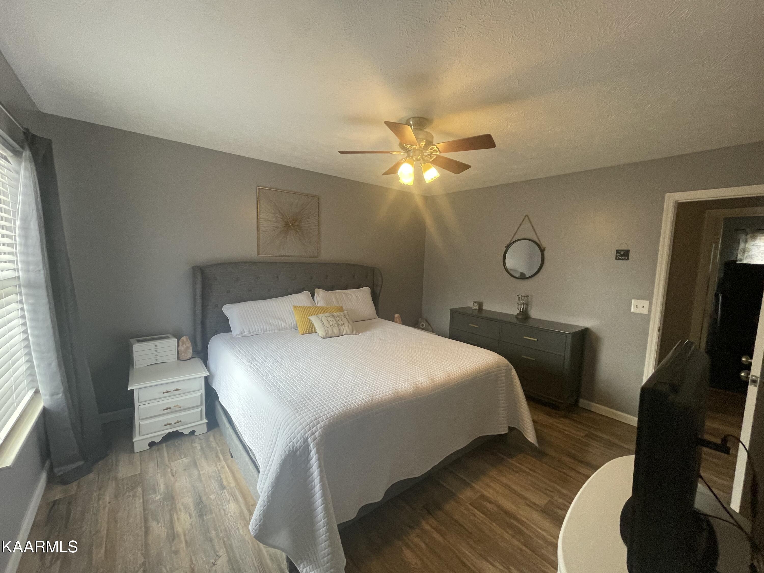 110 Guthrie Road Athens, TN 37303 - Photo 18 of 26 master bdrm