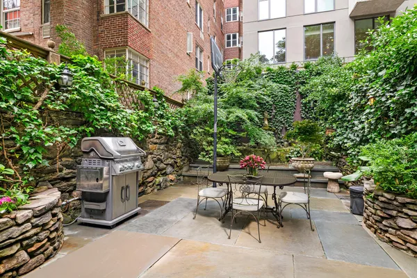 $8,485,000 | 506 East 87th Street | Upper East Side