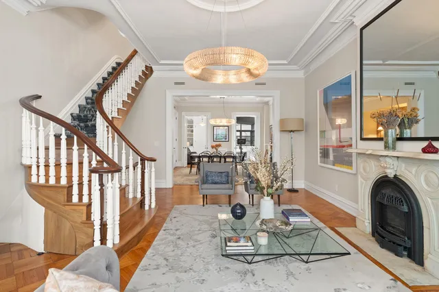 $8,485,000 | 506 East 87th Street | Upper East Side