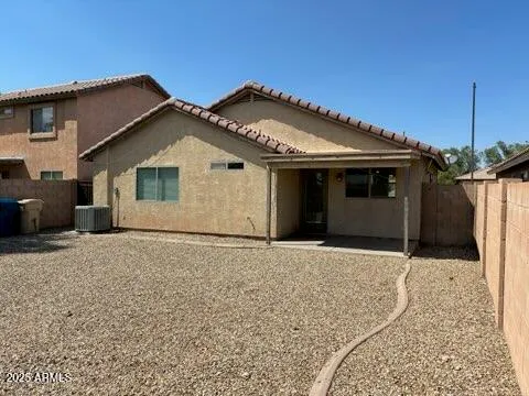 $1,450 | 25805 West Kendall Street, Buckeye, AZ 85326