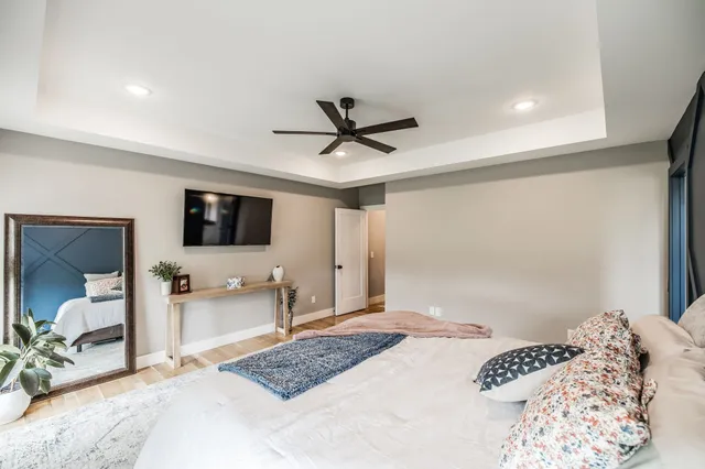 $999,900 | 1031 Kennedy Lane, Cottontown, TN 37048