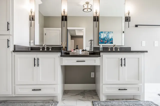 $999,900 | 1031 Kennedy Lane, Cottontown, TN 37048