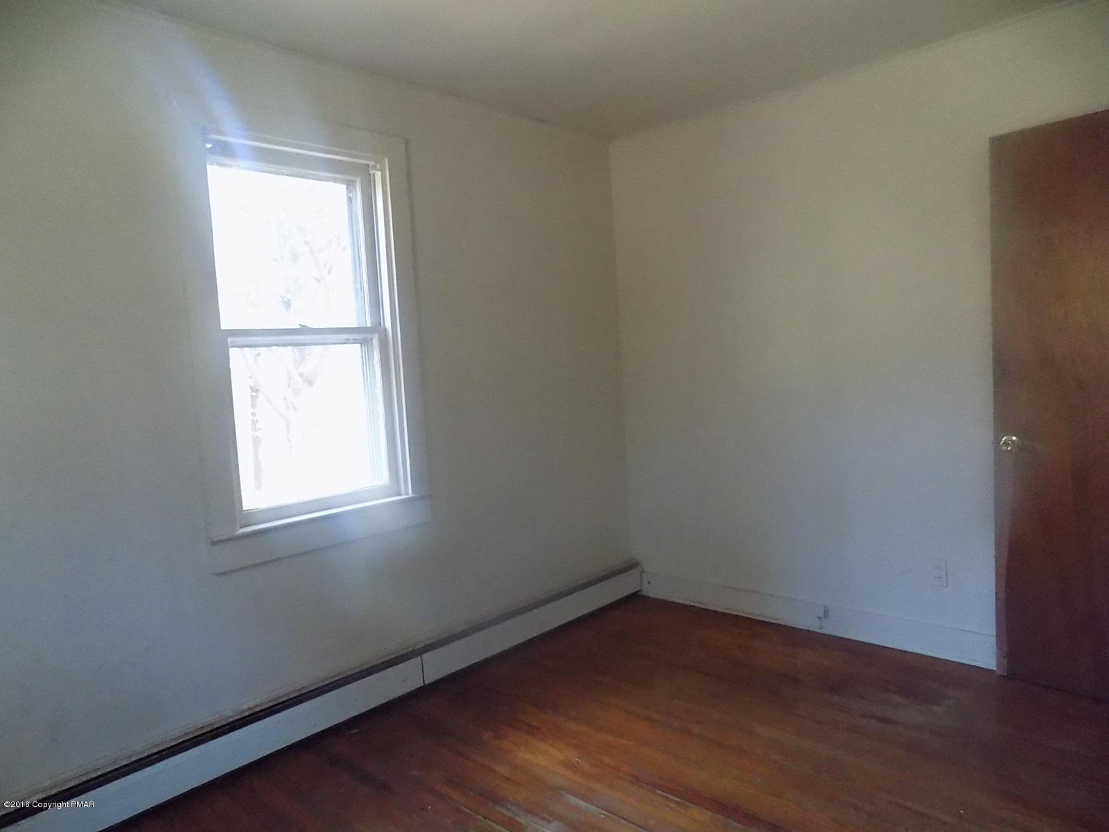 129 Christian Hill Road Milford, PA 18337 - Photo 5 of 10 2016-03-16 14.08.58
