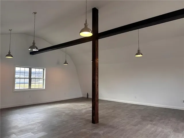 $1,500 | 11 Clyde Street, Ellwood City, PA 16117