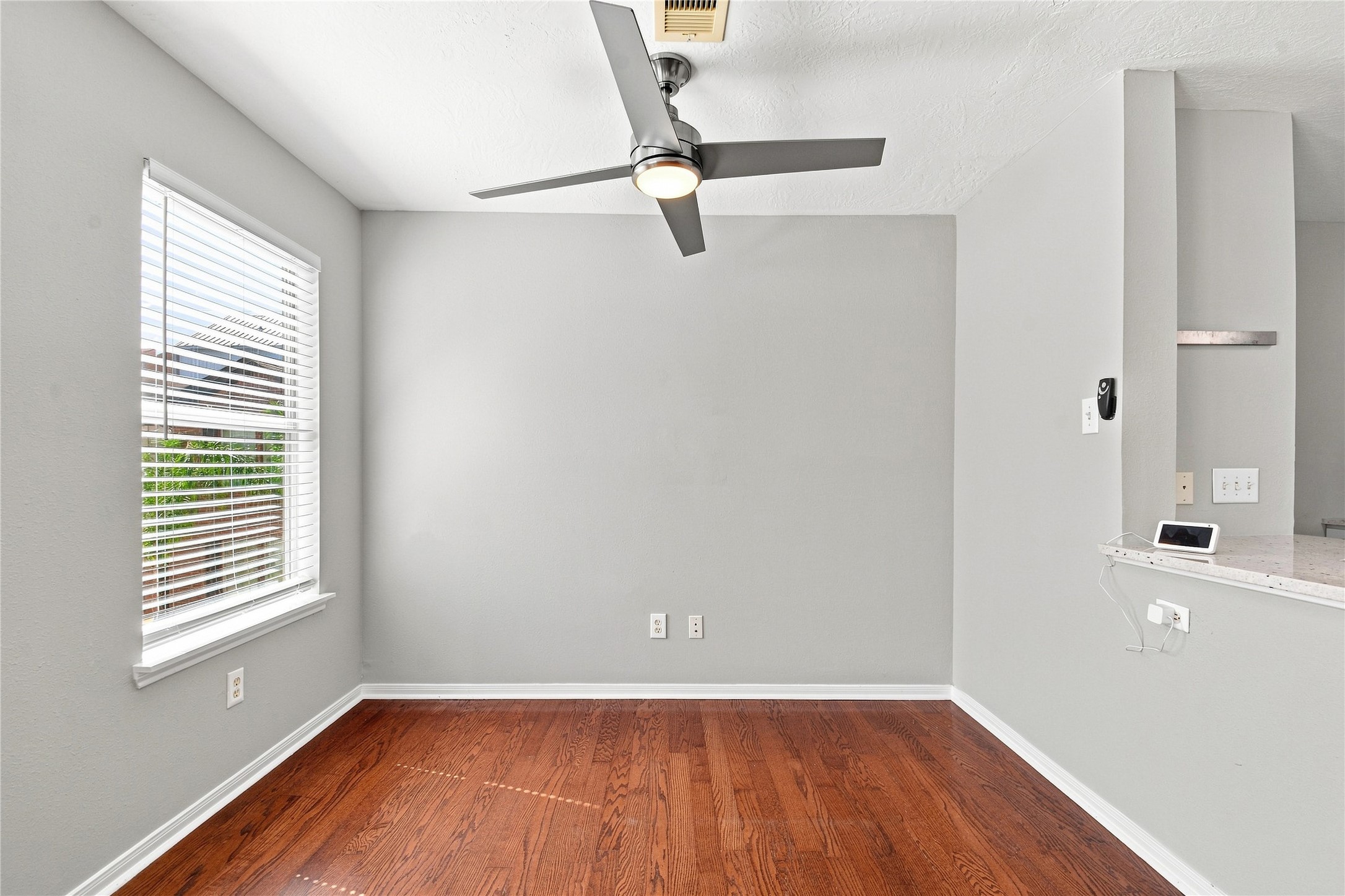 1421 Ruthven Street Houston, TX 77019 - Photo 14 of 36 Gallery Image 14