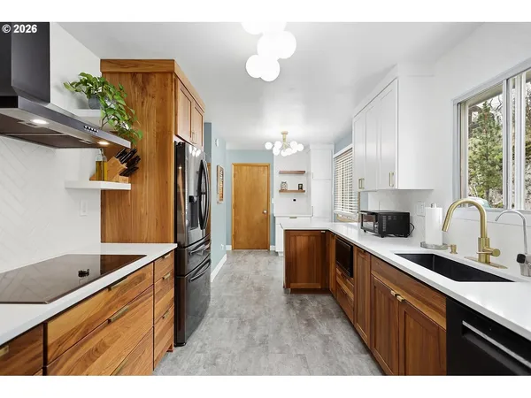 $765,000 | 1707 Lincoln Way, The Dalles, OR 97058