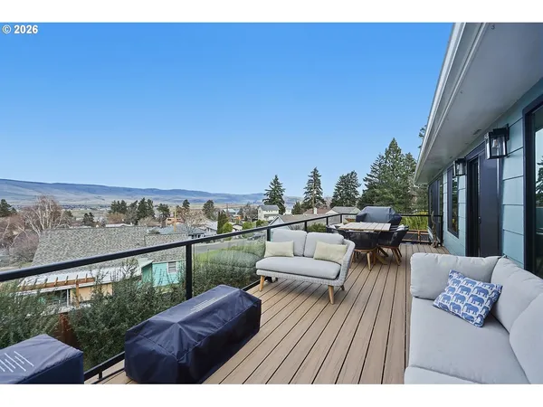 $765,000 | 1707 Lincoln Way, The Dalles, OR 97058