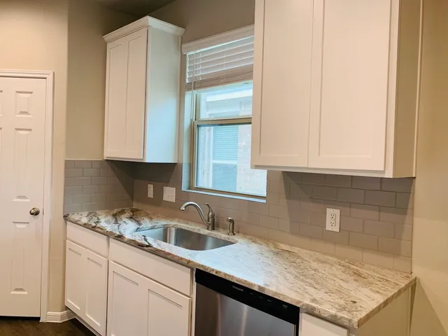 $2,600 | 17727 Chartertree Lane, Tomball, TX 77377