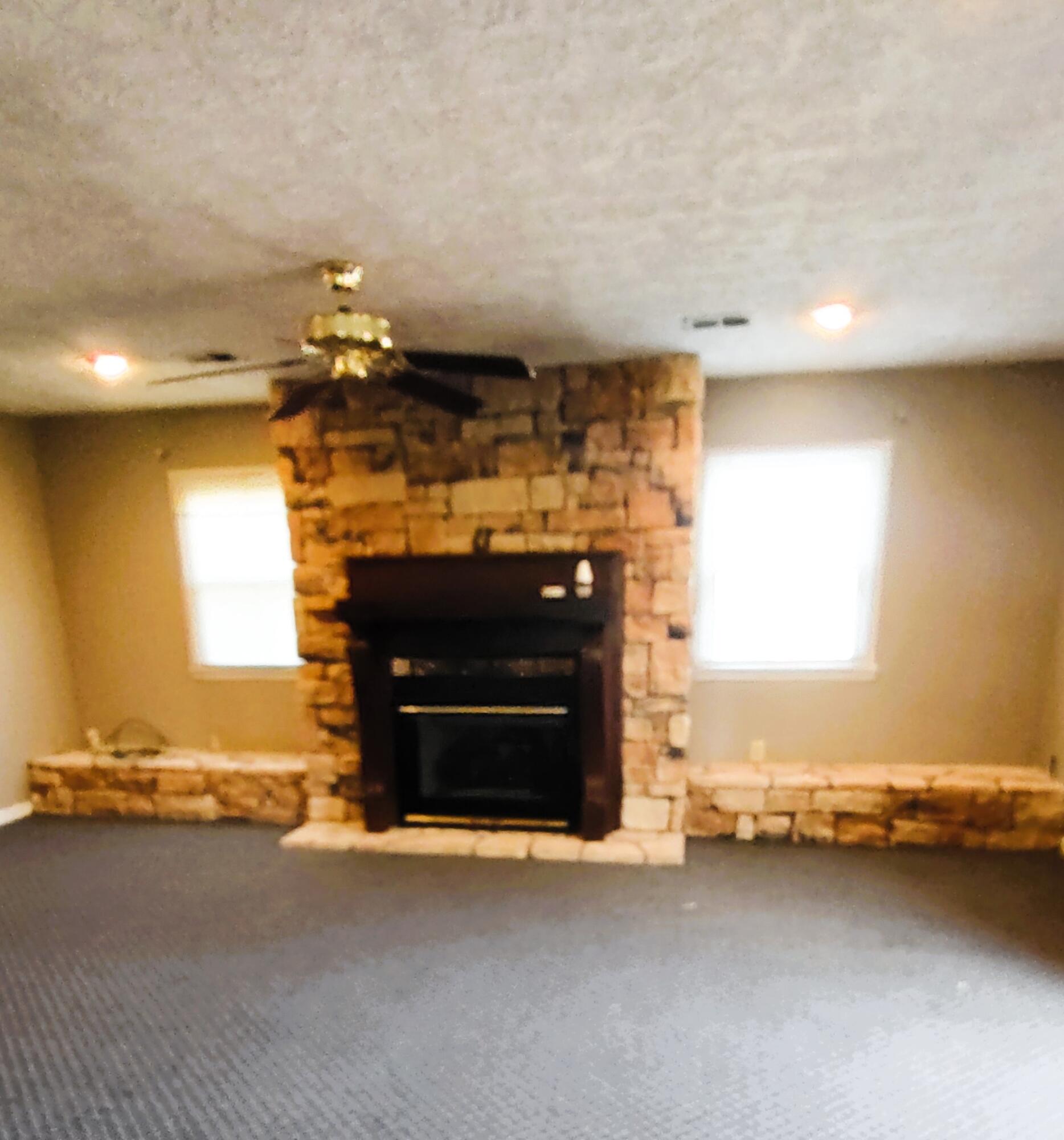 216 Holiday Road Winchester, KY 40391 - Photo 6 of 14 06