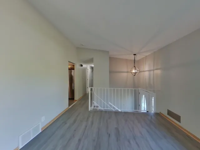 $2,249 | 3409 Brookview Drive, Burnsville, MN 55337