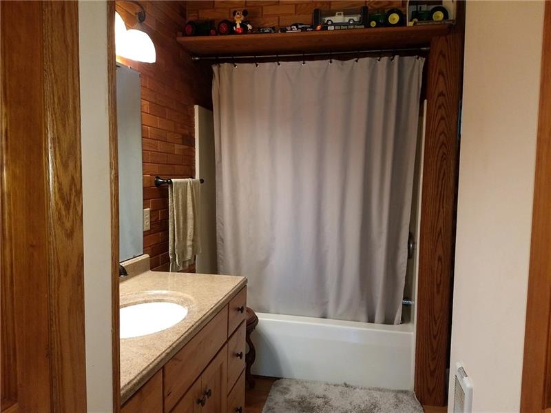 21 Gibson Road Greenville, PA 16125 - Photo 14 of 25 Lovely Bathroom