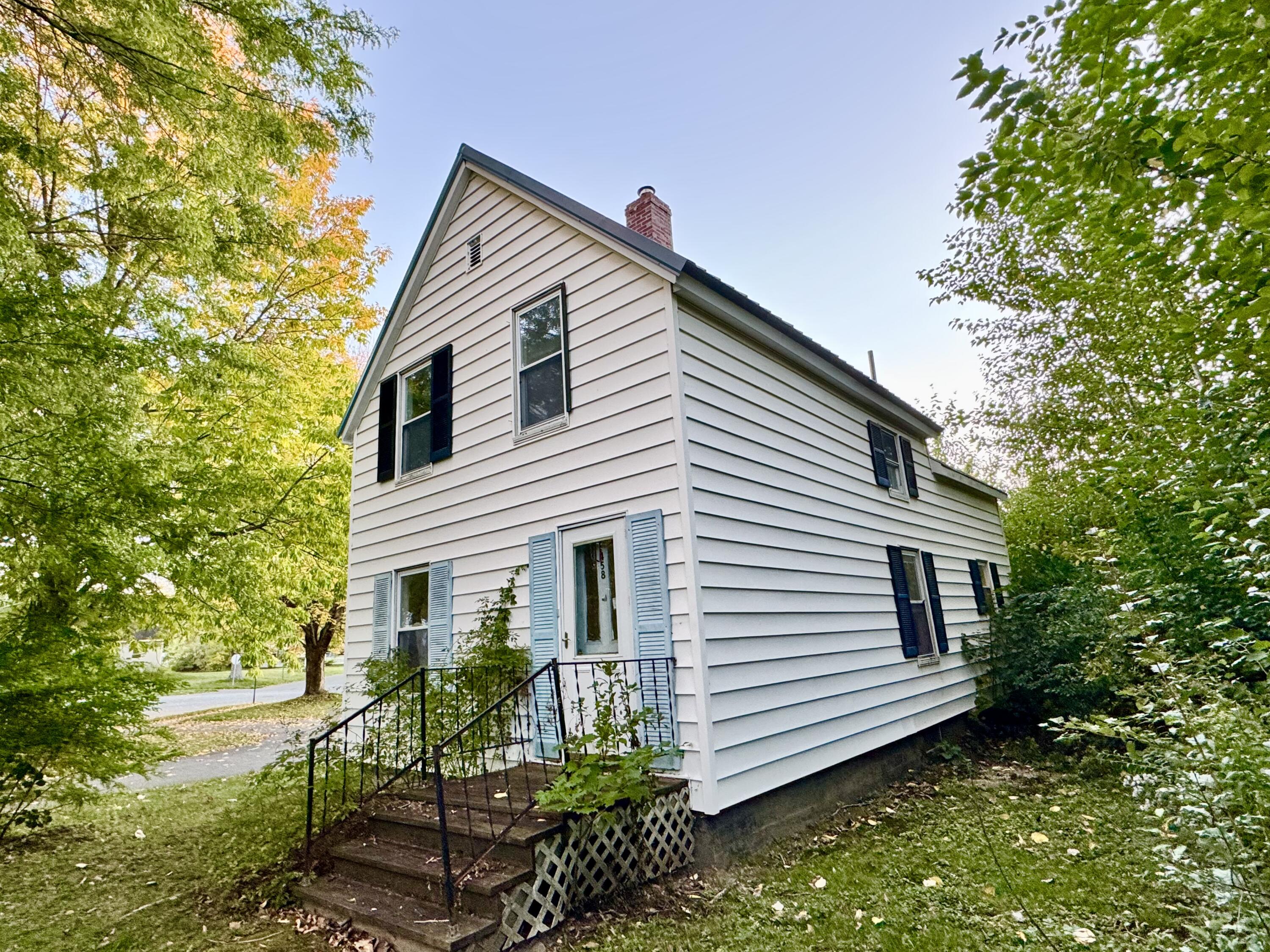 458 Birch Street Bangor, ME 04401 - Photo 12 of 48 Side