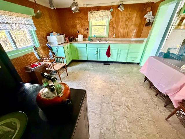 $175,500 | 458 Birch Street, Bangor, ME 04401